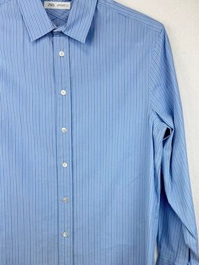 Zara Men’s Relaxed Fit Light Blue & White Pinstripe Dress Shirt Sz S 100% Cotton